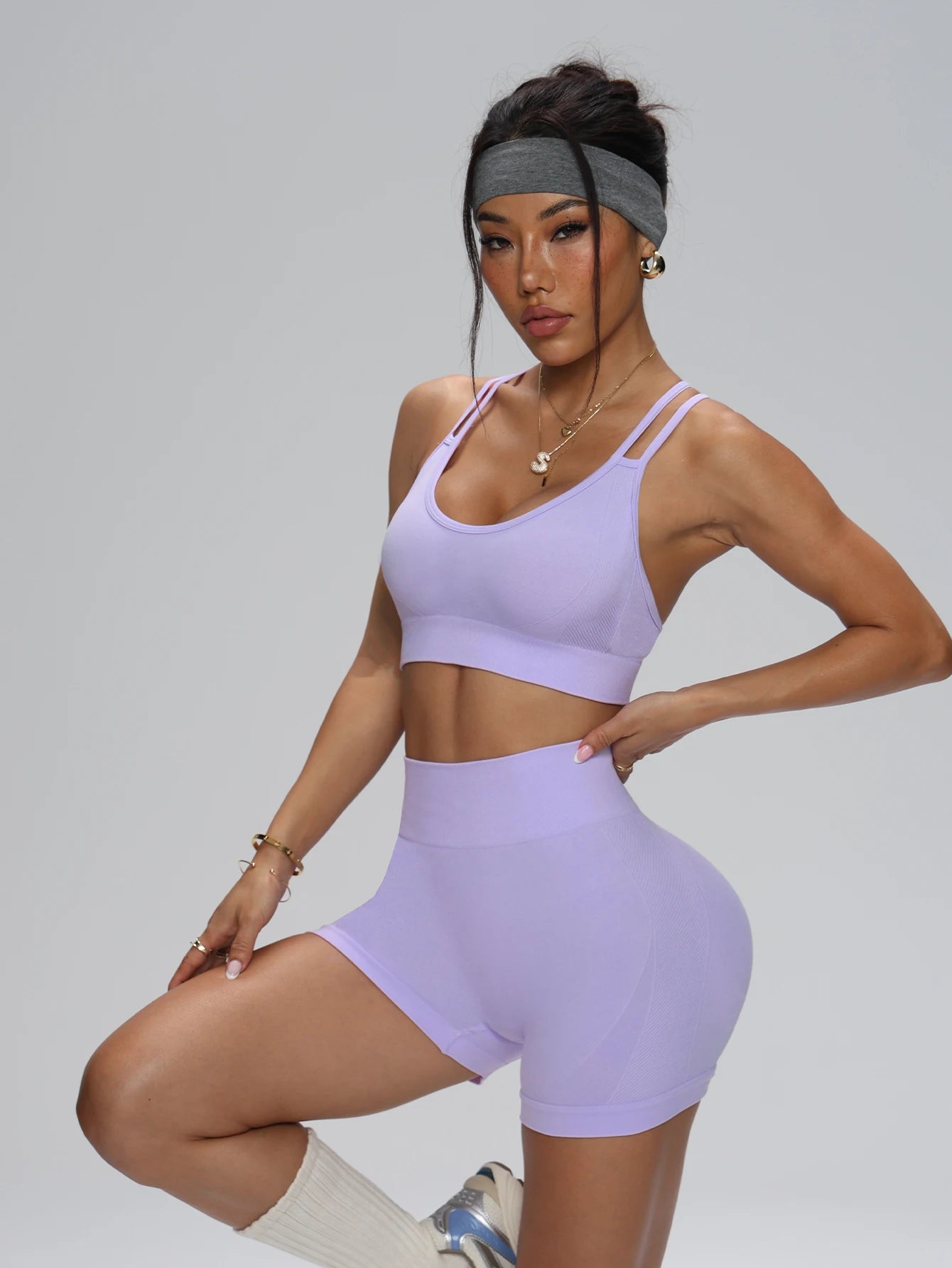 Seamless Sports Set 2PCS Yoga Suit - Fitness Bra with Cycling Shorts