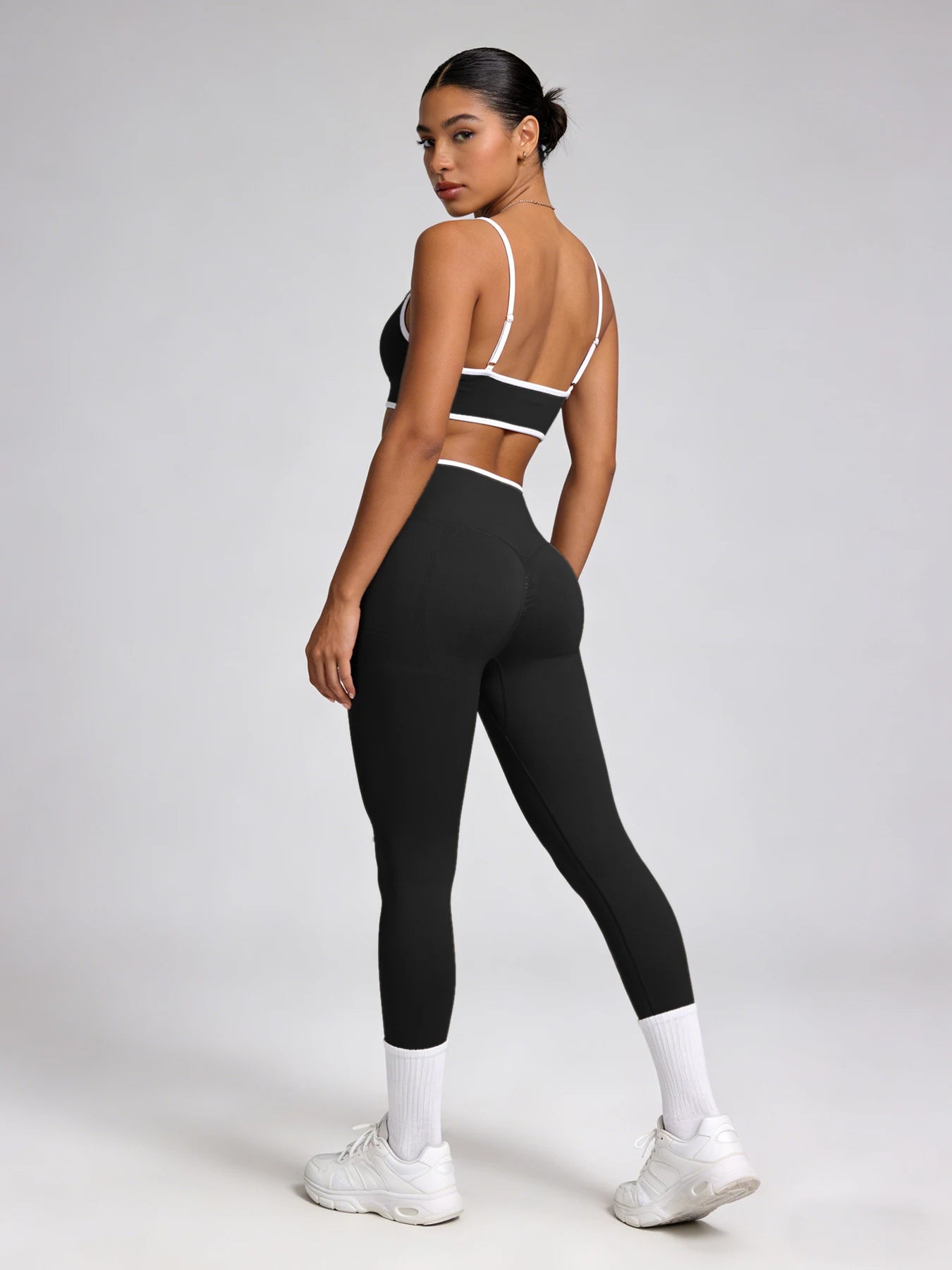 2Pcs Contrast Trim Yoga Outfit - Spaghetti Strap Sports Bra High Waist Leggings