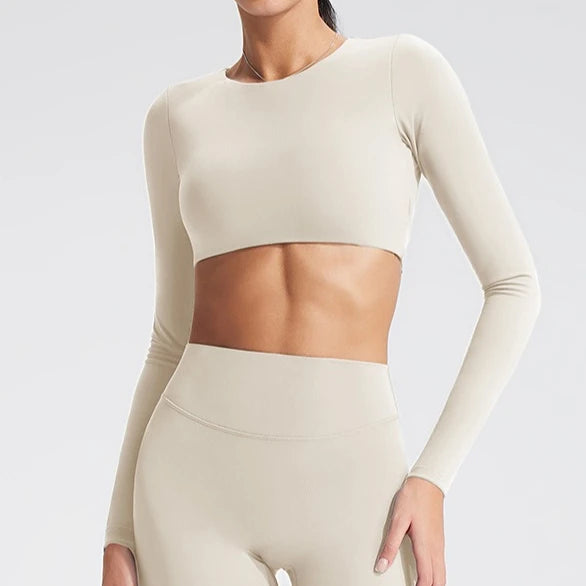 Long-sleeved yoga top - breathable and comfortable