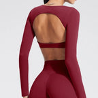 Long-sleeved yoga top - breathable and comfortable