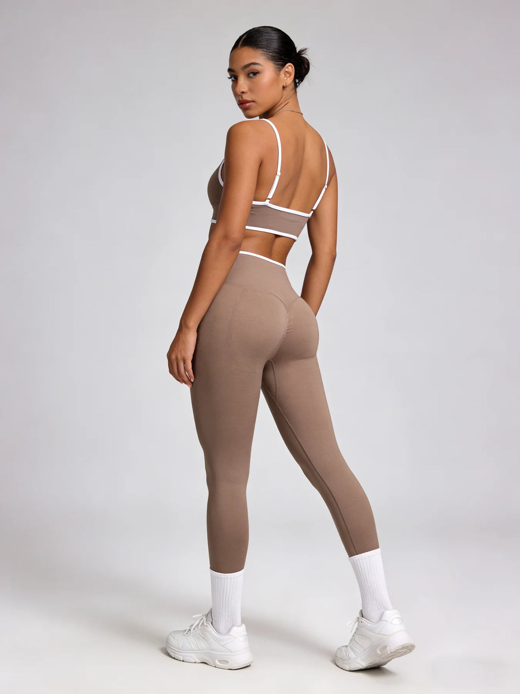 2Pcs Contrast Trim Yoga Outfit - Spaghetti Strap Sports Bra High Waist Leggings